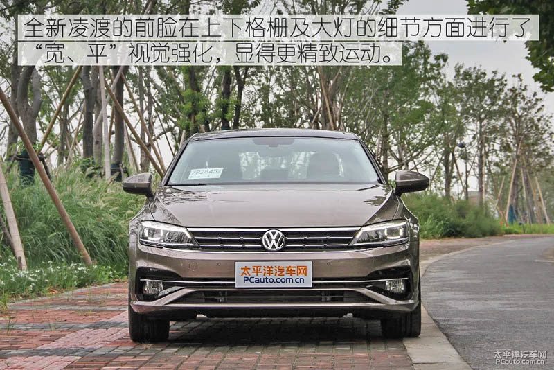 仪表故障灯、胎压报警或电瓶检测仪读数近景图